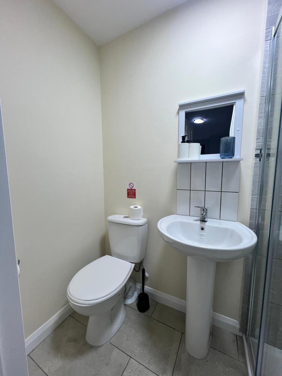 Modern Apartment Off-Road Parking King Bed Suite 1 Νότιγχαμ Εξωτερικό φωτογραφία